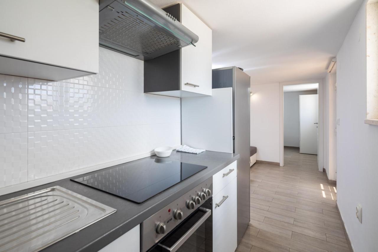 Vila Blanka Apartments Rogoznica  Extérieur photo