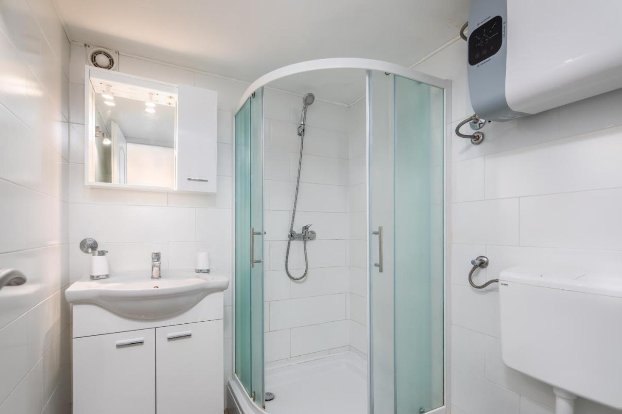Vila Blanka Apartments Rogoznica  Extérieur photo